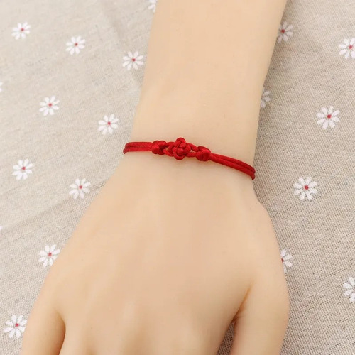 Pulsera Hilo Nudo Trébol Rojo Protección Suerte Unisex B180