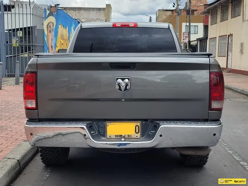 Dodge Ram 5.7 1500 Slt 4x2