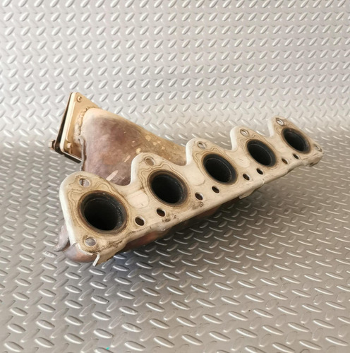 Multiple De Escape Vw Bora 2005-2010 2.5 Std (Usado)