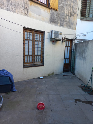 Imagen 13 de 13 de Venta De Casa Propiedad Horizontal En Pocitos, Cercana Al Ombú , 2 Dorm, 1 Baño, Patio.