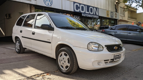 Chevrolet Corsa 1.4 Wagon Classic Gls