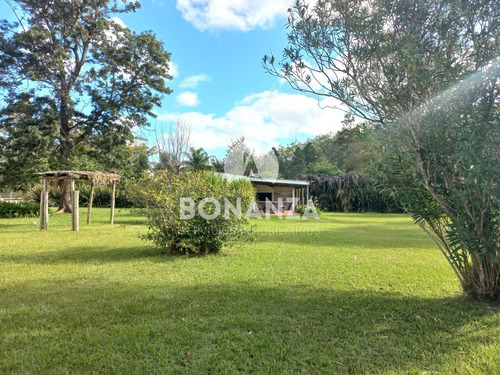 Casa En Venta. Piriápolis, Bella Vista. 4 Dormitorios, 3 Baños. 3052 M² De Terreno. A 200m De La Playa.