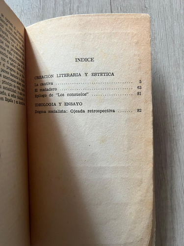 La Cautiva, El Matadero Y Otros - Esteban Echeverría
