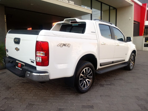Imagem 8 de 12 de S10 High Country 4x4 Automática 2017/2018 Branca