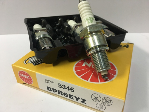 Imagen 5 de 5 de Bujia Fiat Idea Palio Siena Punto 1.8 8v Ngk Origina Bpr6eyz