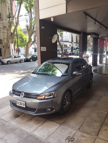 Volkswagen Vento 2.0 Sportline Tsi 200cv Bi-xenon