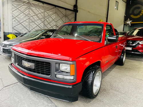 Chevrolet Silverado Pickup 1500 Custom 4vel Mt