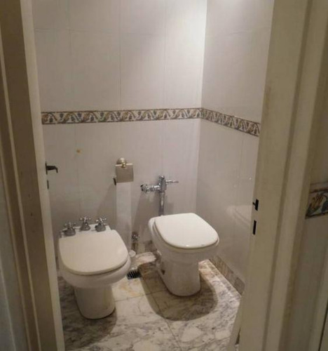 Imagen 19 de 23 de Departamento De 4 Amb. Con Dependencias -2 Balcones Y 2 Cocheras Unico