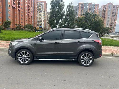 Ford Escape 2.0 Titanium