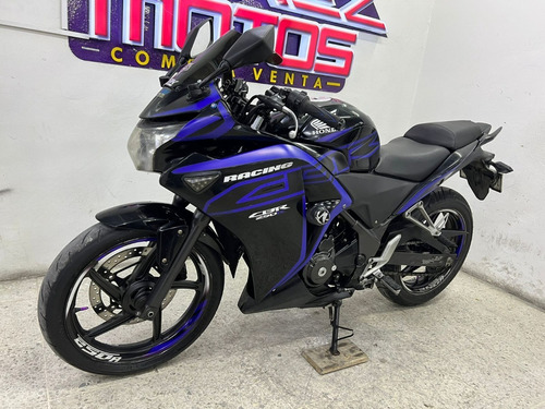 Imagen 3 de 10 de Honda Cbr 250 Rd 2015