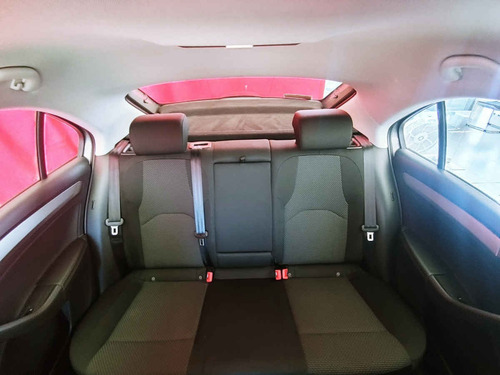 Imagen 13 de 15 de Seat Toledo 2018 4p Style L4/1.4/t Aut