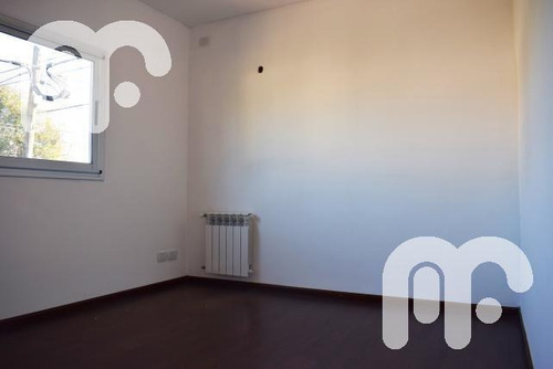 Imagen 25 de 30 de Venta Departamento -la Plata