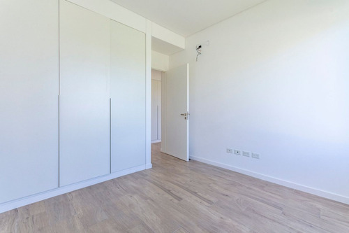 Casa 4 Amb En Alquiler Santa Lucía Con Jardín