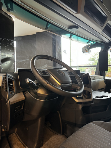 Actros 2548 Ls/33 6x2