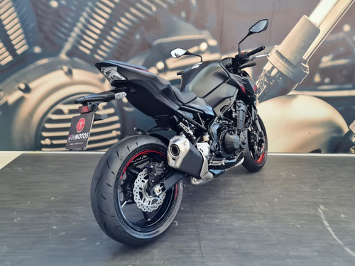 Imagem 6 de 9 de Z 900 - 2021