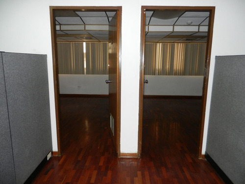 Imagen 13 de 27 de Venta La Urbina Edificio Sq Mls# 23-9759
