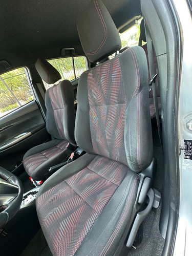 Toyota Yaris 1.5 107cv
