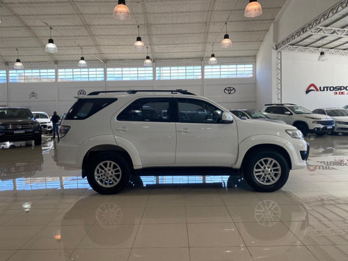 Toyota Sw4 2013 2.7 Srv Cuero Vvti 4x2 4at 5 Asientos
