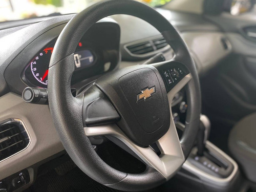 Imagem 9 de 9 de Chevrolet Onix 1.4 Mpfi Advantage 8v Flex 4p Automático