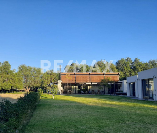 Casa En Condominio En Venta En Balvanera Country