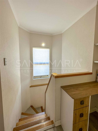 Casa En Venta De 3 Dorm. En Concepción
