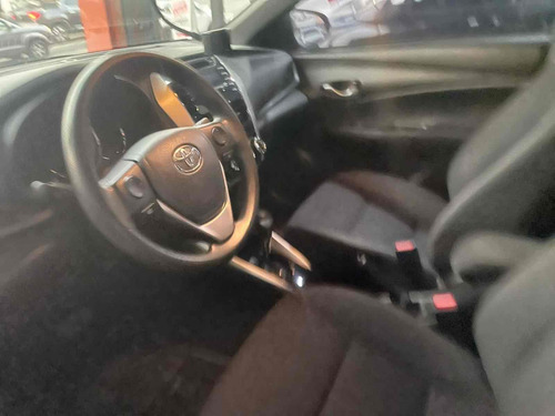 Toyota Yaris 1.3 16V FLEX XL PLUS TECH MULTIDRIVE