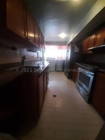 Imagen 11 de 25 de Gc Venta De Acogedor Apartamento En Los Palos Grandes / 22-10798