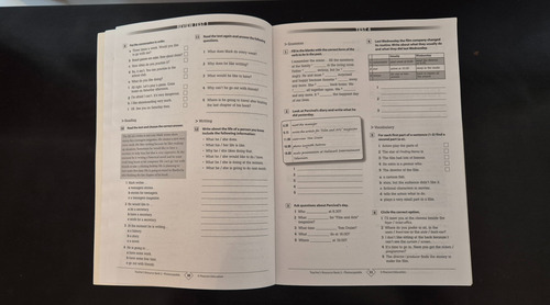 What's Up? 2. Teacher's Guide + Teacher's Resource Bank