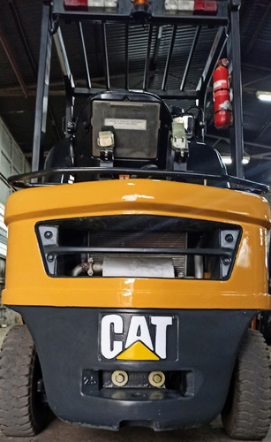 Imagen 6 de 6 de Autoelevador Caterpillar Nafta / Gas 2,5tn Torre Triple