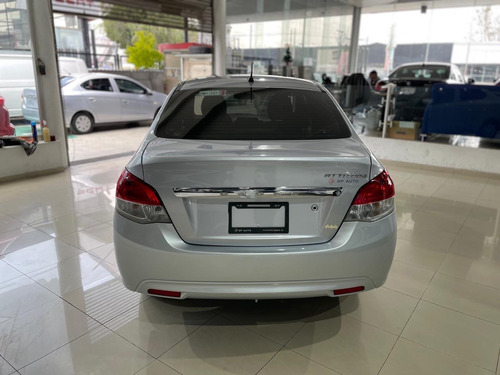 Dodge Attitude 1.2 Se Mt