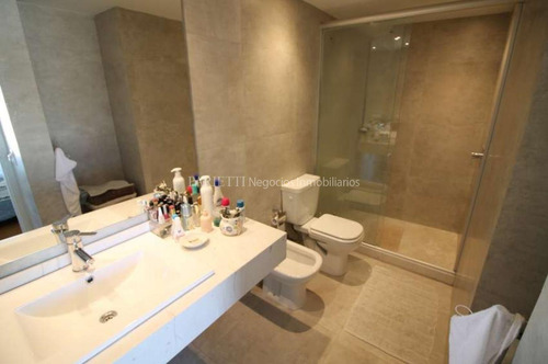 Carrasco Alquiler Apartamento 3 Dormitorios Parrillero Piscina