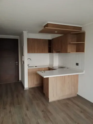 Departamento 1d+1b Av. Vicuña Mackenna Oriente #6617 Flo