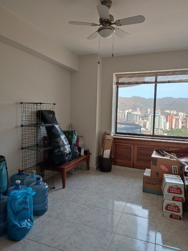 Imagen 12 de 15 de Apartamento En Terrazas Del Paraíso Urb. El Bosque Valencia, Carlos Tona , 04129305244, Ata-bg01