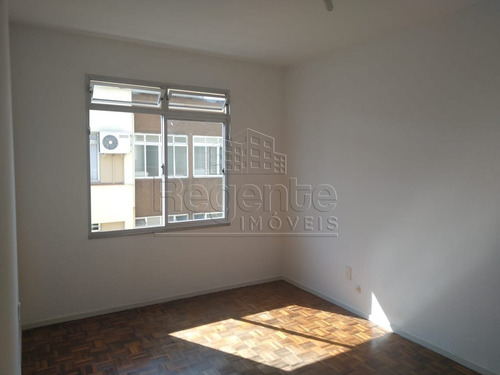 Imagem 1 de 15 de Apartamento Com 3 Quartos A Venda No Bairro Trindade Em Florianopolis - V-82398