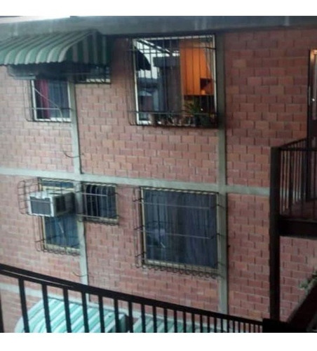 Imagen 4 de 8 de Apartamento En Venta El Marques Guatire Mls #22-2953