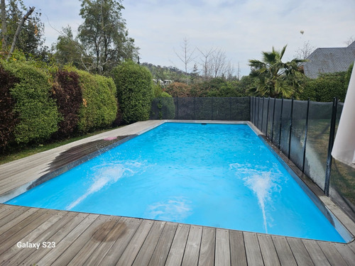 Fantástica Casa En Exclusivo Condominio Valle Escondido.