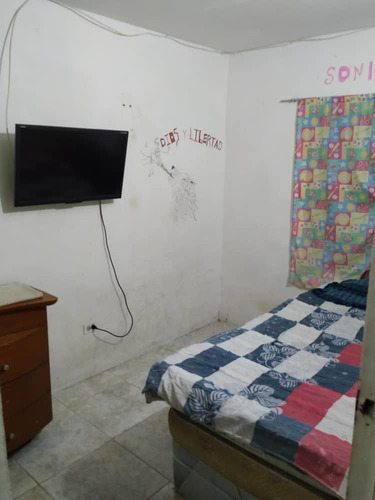 Imagen 7 de 9 de Amplia Casa Con Anexo, Terraza, En La Muralla, Guatire.