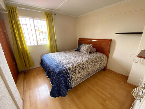 Espaciosa Casa En Venta De 4 Dormitorios