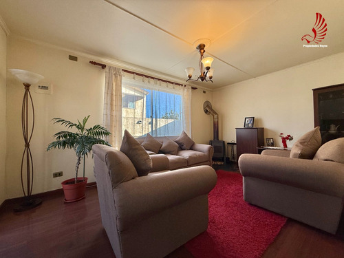 Se Vende Linda Casa En Belloto Centro