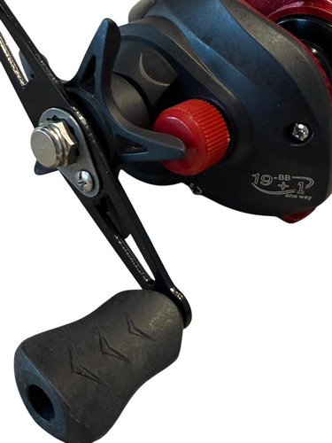 Reel Huevito Casting Manija Izquierda 19+1 Rulemanes Rojo/ Negro Izquierdo