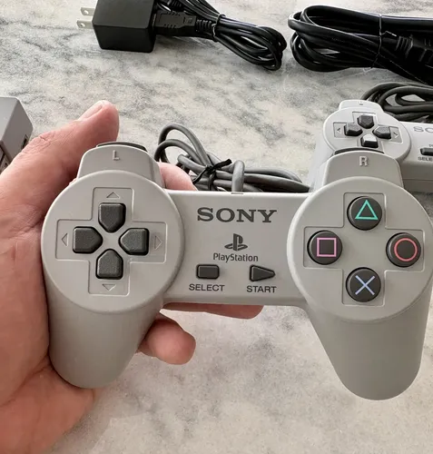 Sony Playstation Classic 16gb Standard - Semi Novo, Sem Caix