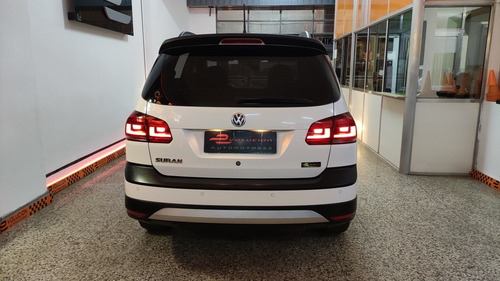Imagen 10 de 10 de Volkswagen Suran 2019 1.6 Track