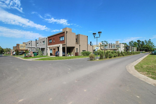 Imagen 20 de 30 de Departamento 2 Amb En Barrio Privado Maria Eugenia Residences - Barrio Cerrado - Moreno