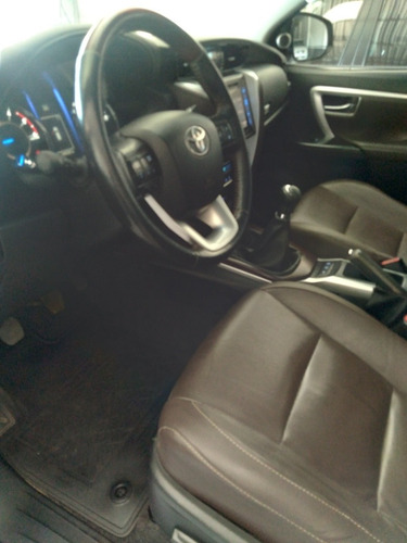 Imagen 8 de 13 de Toyota Sw4 2016 2.8 Srx 177cv 4x4 7as