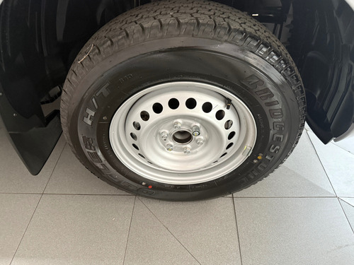 Nissan Frontier 2.5 Se Dc 4X2 Mt