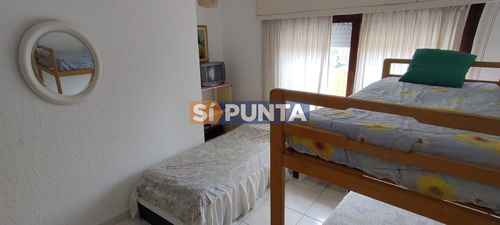 Imagen 11 de 19 de Apartamento Frente A Plaza México De 3 Dormitorios En Venta - Venta Anual