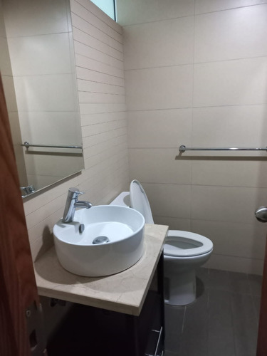 Imagen 19 de 30 de Se Vende Apartamento De 3 Habitaciones En Evaristo Morales.
