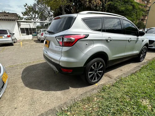 Ford Escape 2.0 Titanium