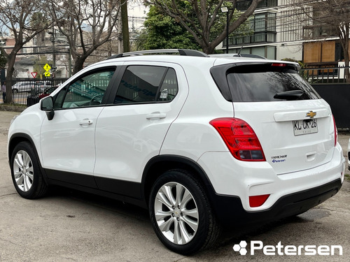 Imagen 4 de 24 de Chevrolet Tracker 1.8 Ls Fwd E5 Mt 5p 2018