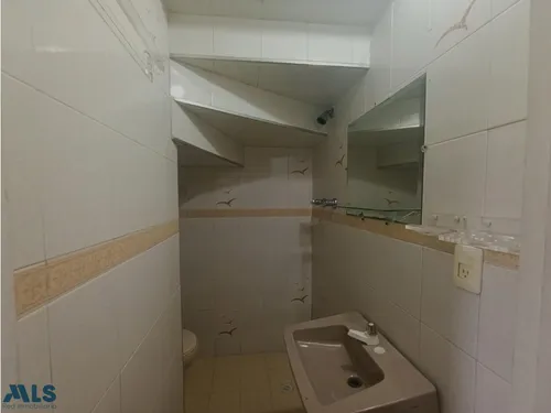 Casa Unifamiliar En Venta En Altos Del Castillo #2(mls#253756)